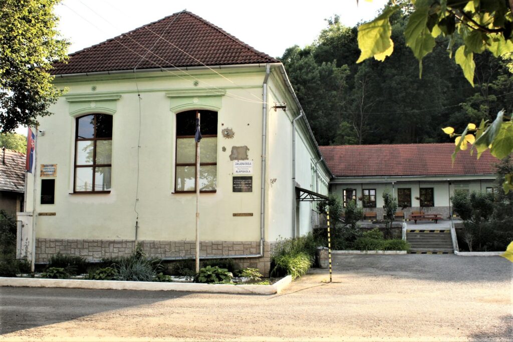 sajogomor-regi-iskola-tanitolak (7)