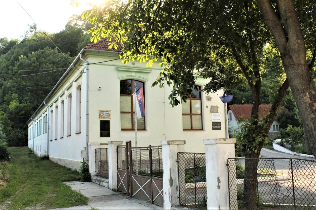 sajogomor-regi-iskola-tanitolak (5)