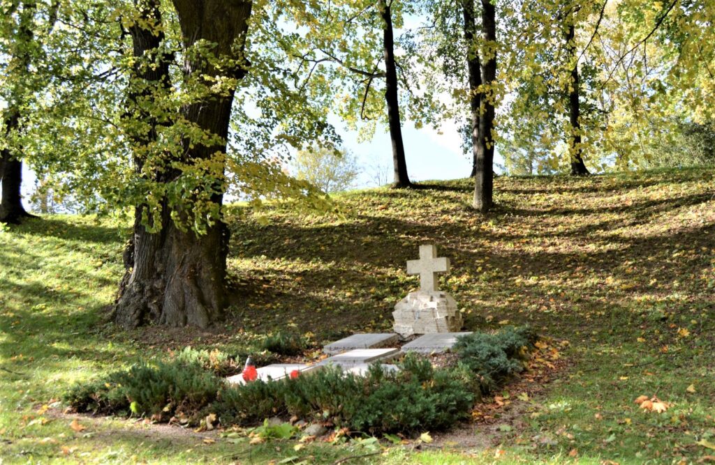 nagyor-mednyanszky-margit-czobel-istvanne-sir (5)