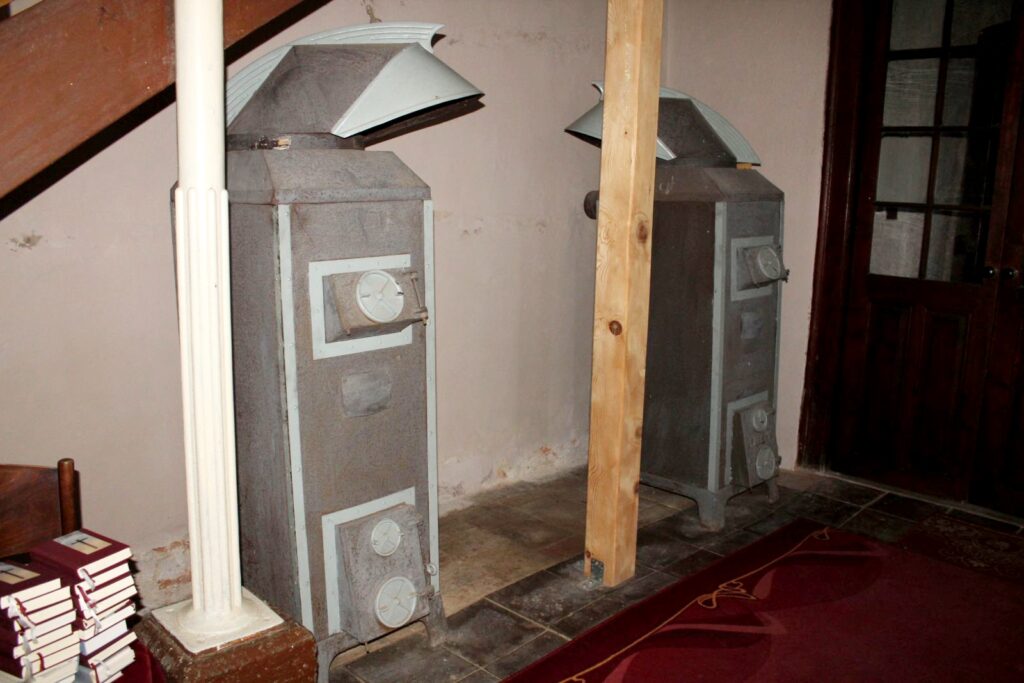 sajogomor-evangelikus-templom-interier (19)