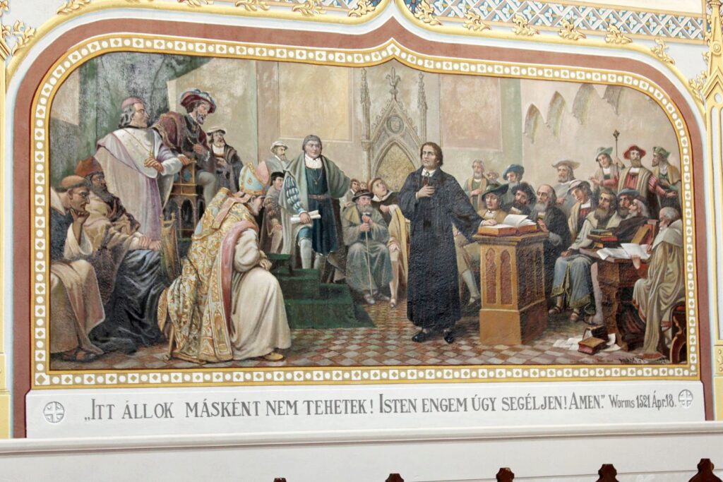 sajogomor-evangelikus-templom-interier (2)