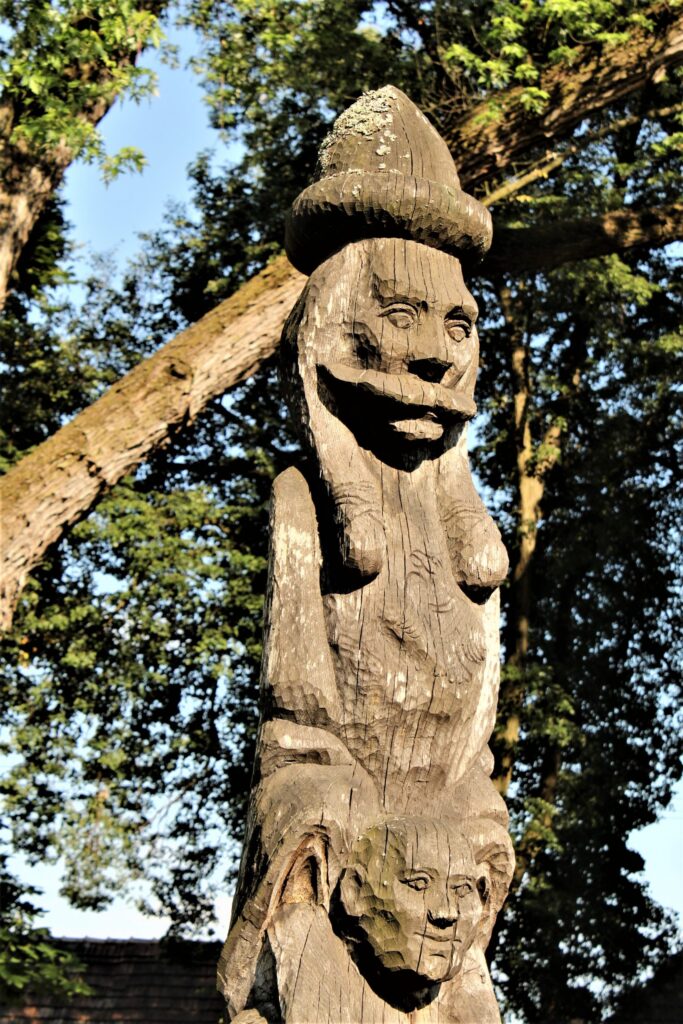 sajogomor-kopjafa-kezmuves-tabor (5)