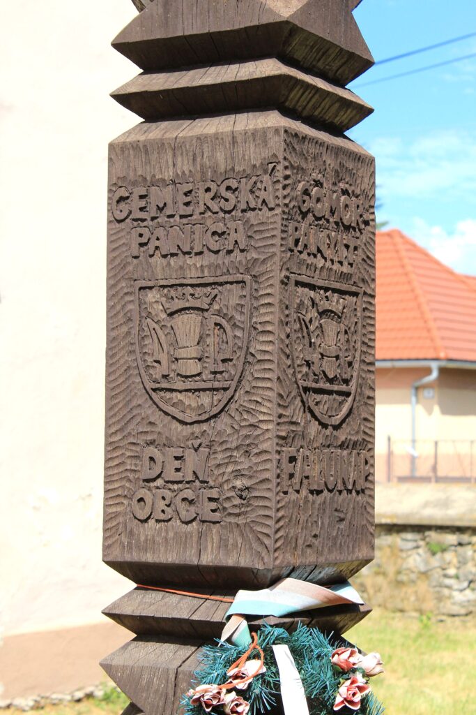 gomorpanyit-kopjafa (5)