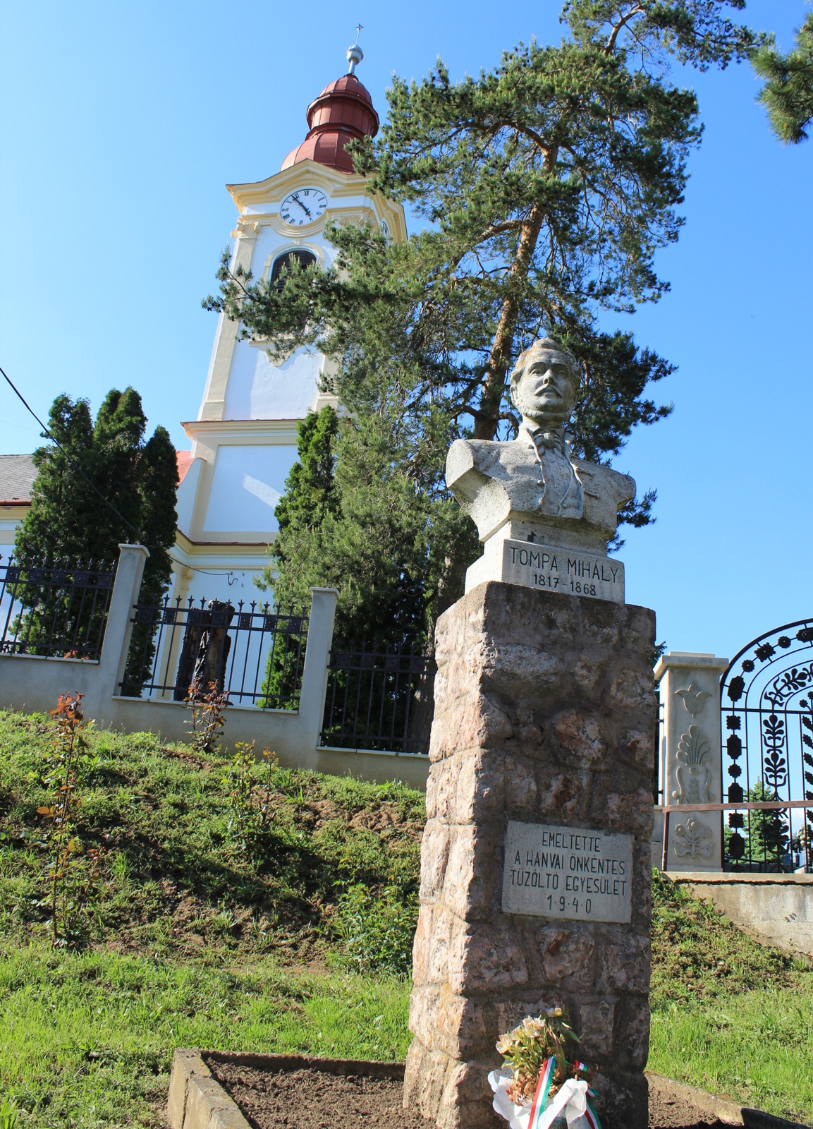 hanva-tompa-mihaly-szobor (1)