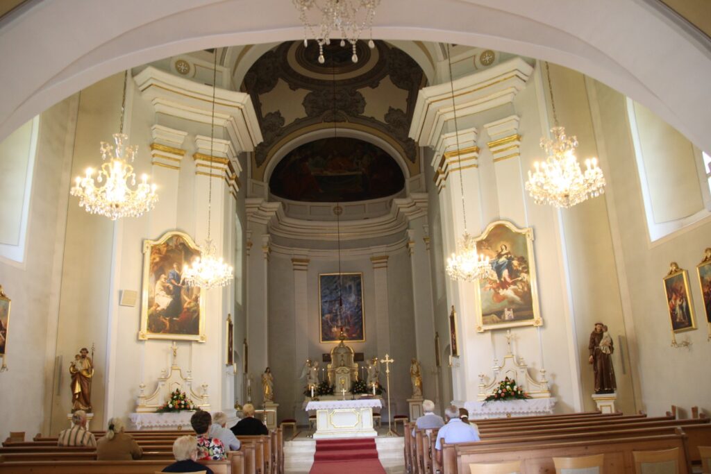 gacs-katolikus-templom (6)