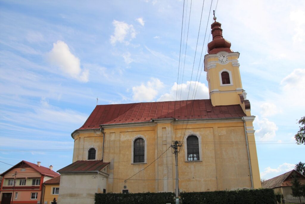 osgyan-katolikus-templom (7)