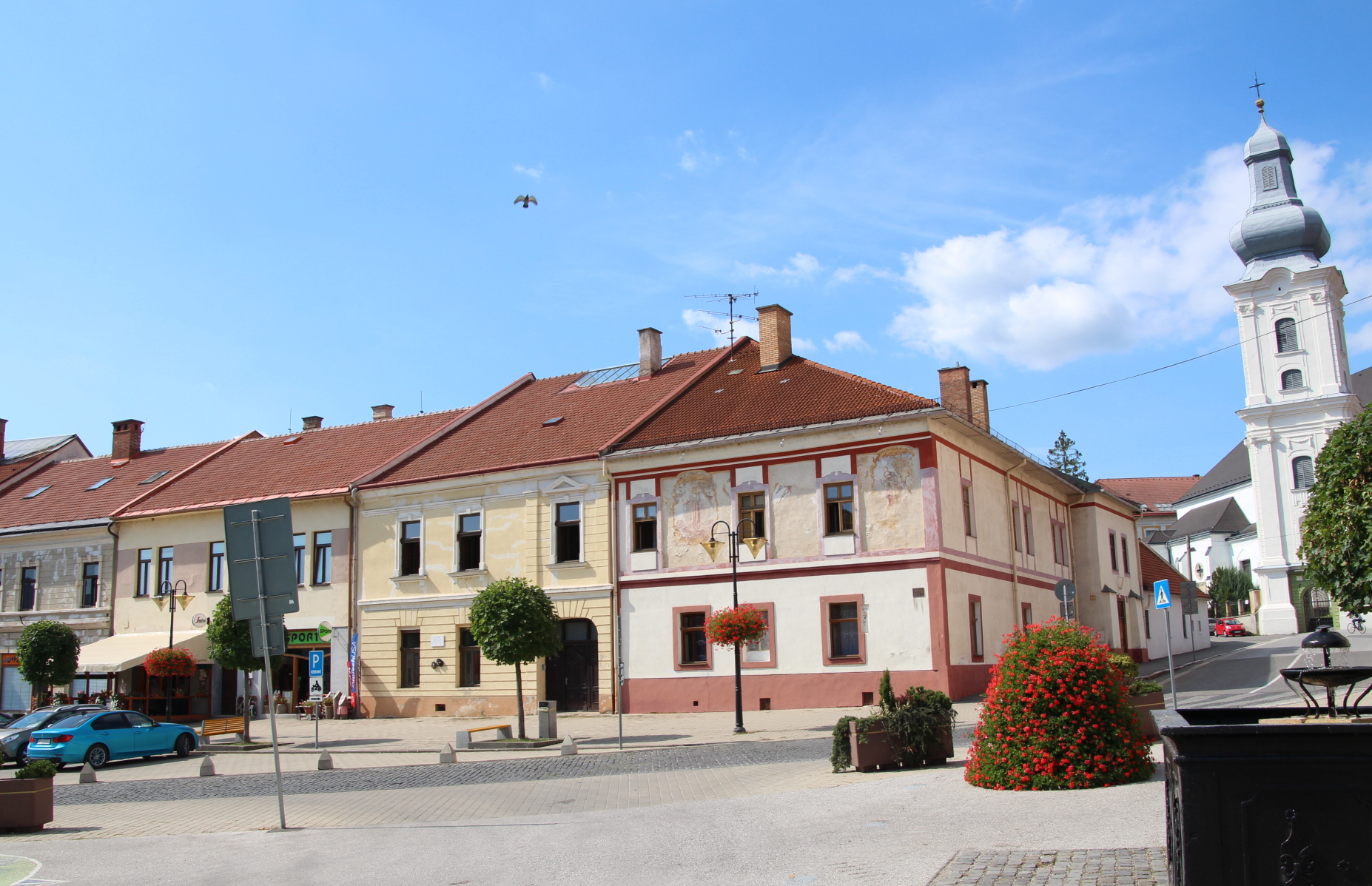 rozsnyo-plebaniahaz (1)