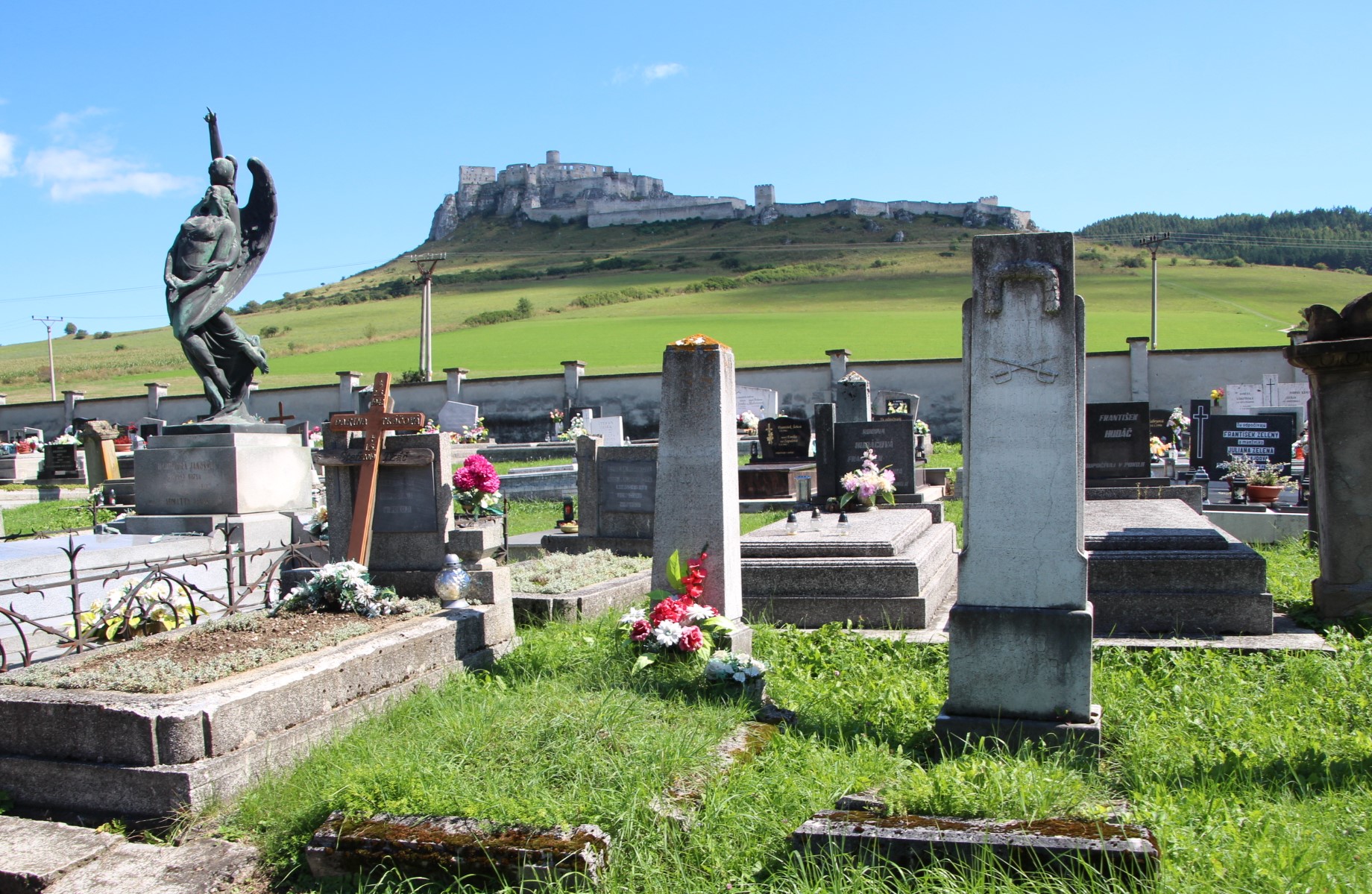 szepesvaralja-polony-kalman-sirja (1)