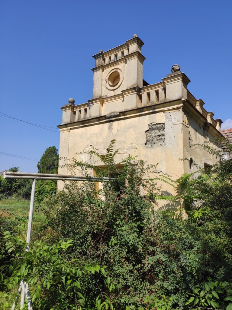 Karva_Szarvassy_kastely_park (23)