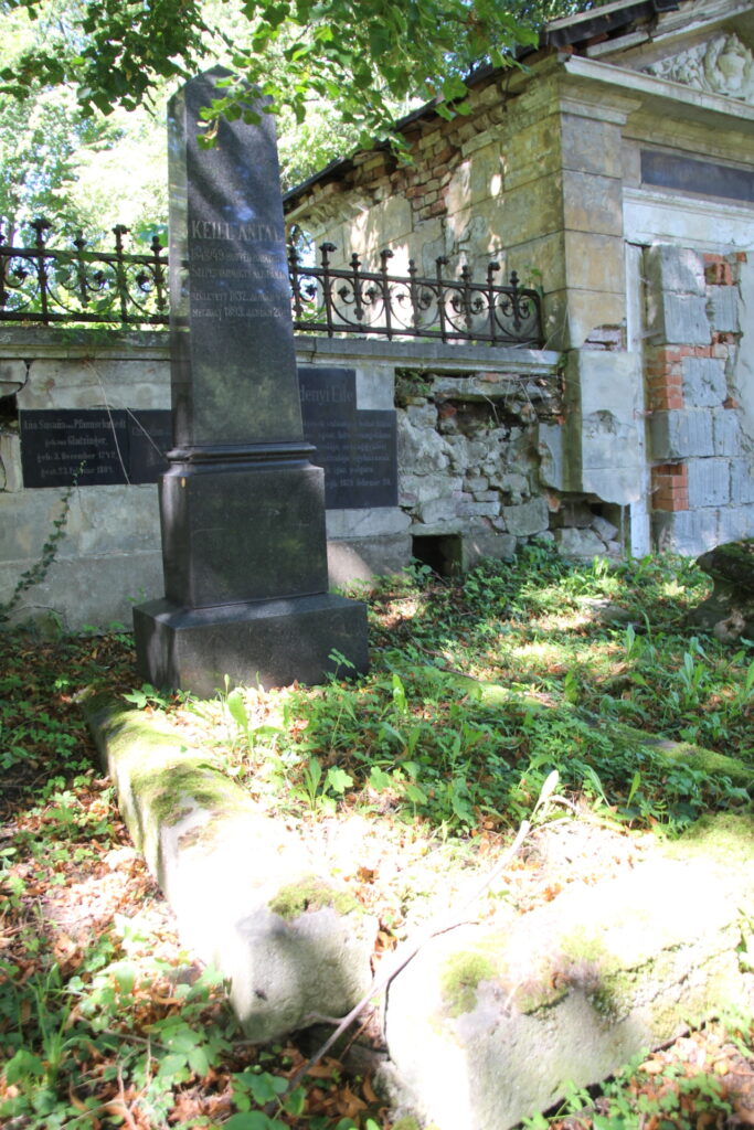 locse-keill-antal-sirja (3)