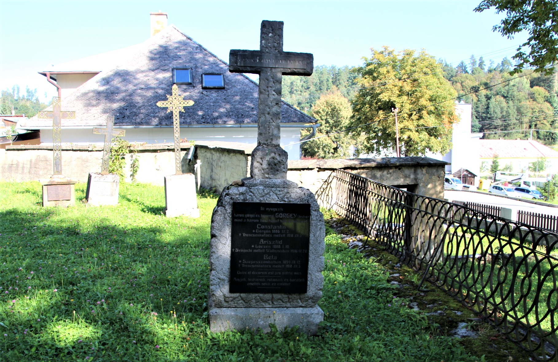 gorgo-gorgey-testverek-sirja (1a)