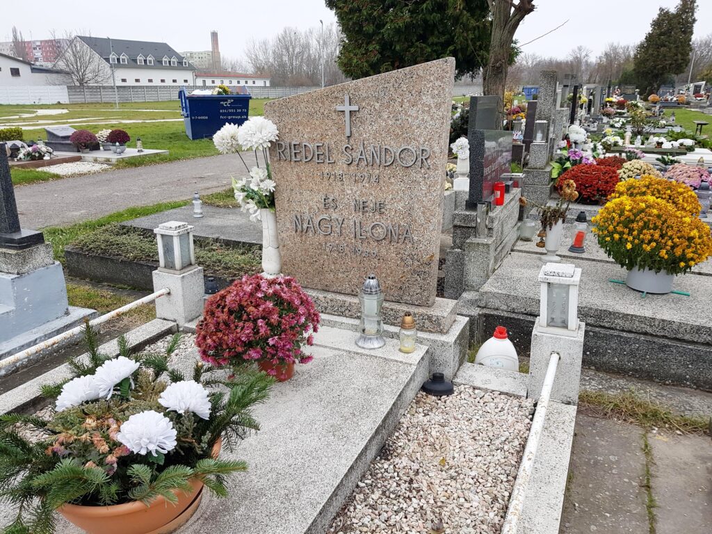 dunaszerdahely-riedel-sandor-sirja-2