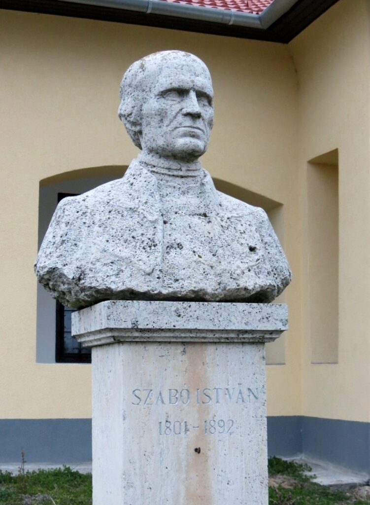 rozsnyo-szabo-istvan-szobra-kazar (14)