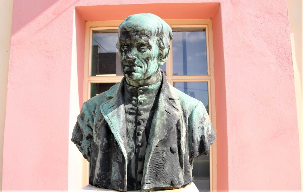 rozsnyo-szabo-istvan-szobra (7)