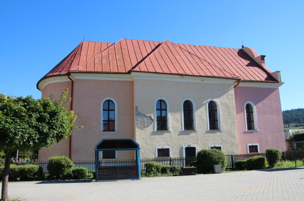 mereny-evangelikus-templom (1)