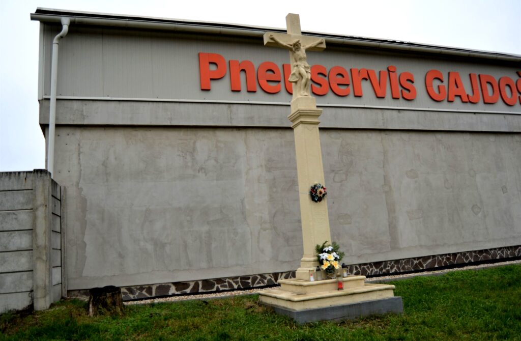 nyitra-fogadalmi-kereszt (2)