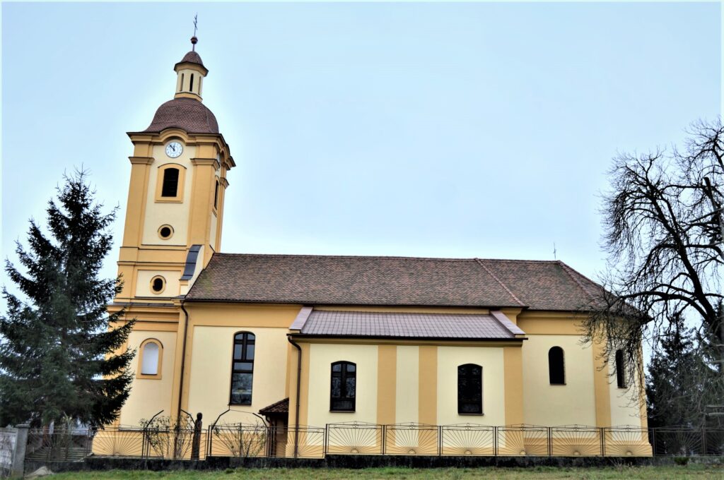 nagyolved-katolikus-templom (9)