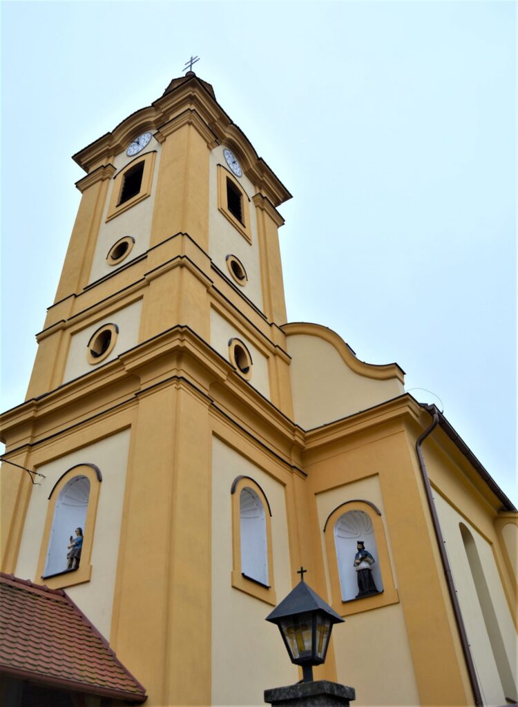 nagyolved-katolikus-templom (7)