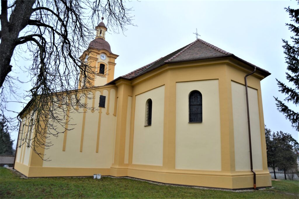 nagyolved-katolikus-templom (6)