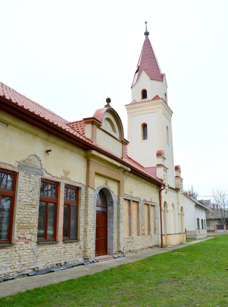 nagyolved-reformatus-templom (5)