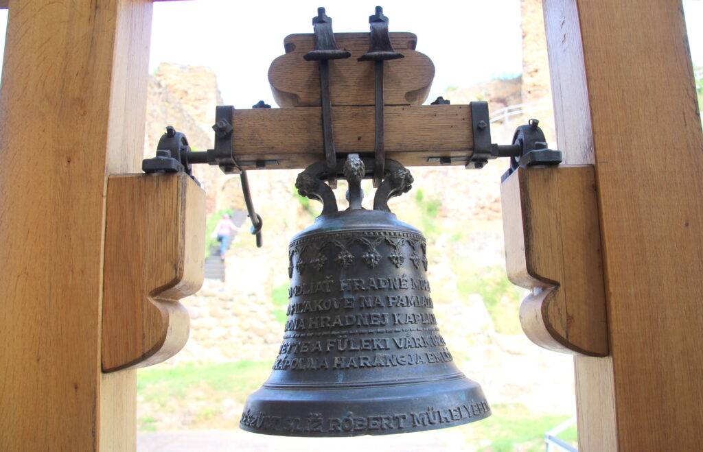 fulek-emlekharang (8)