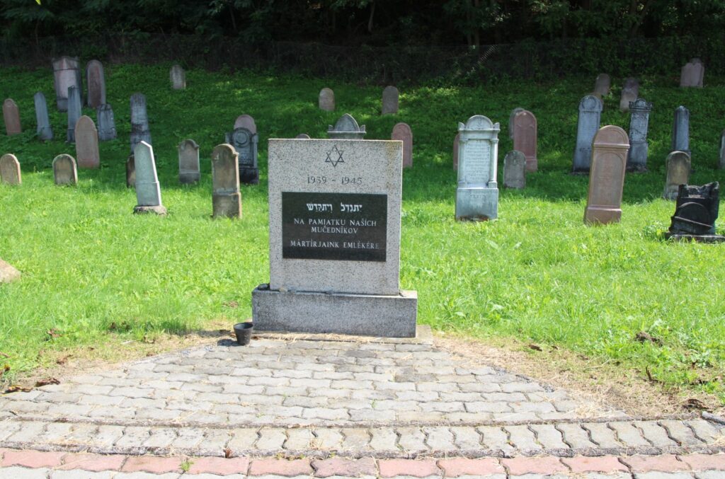 fulek-zsido-temeto (8)