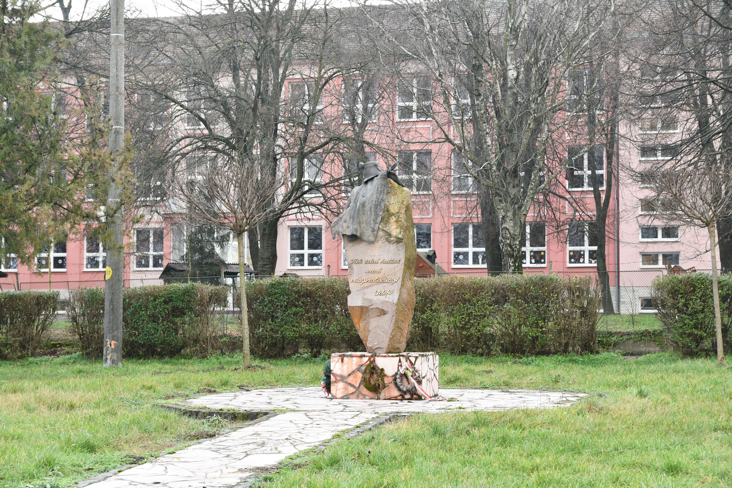 Batorkeszi_1848as_emlekmu (1)