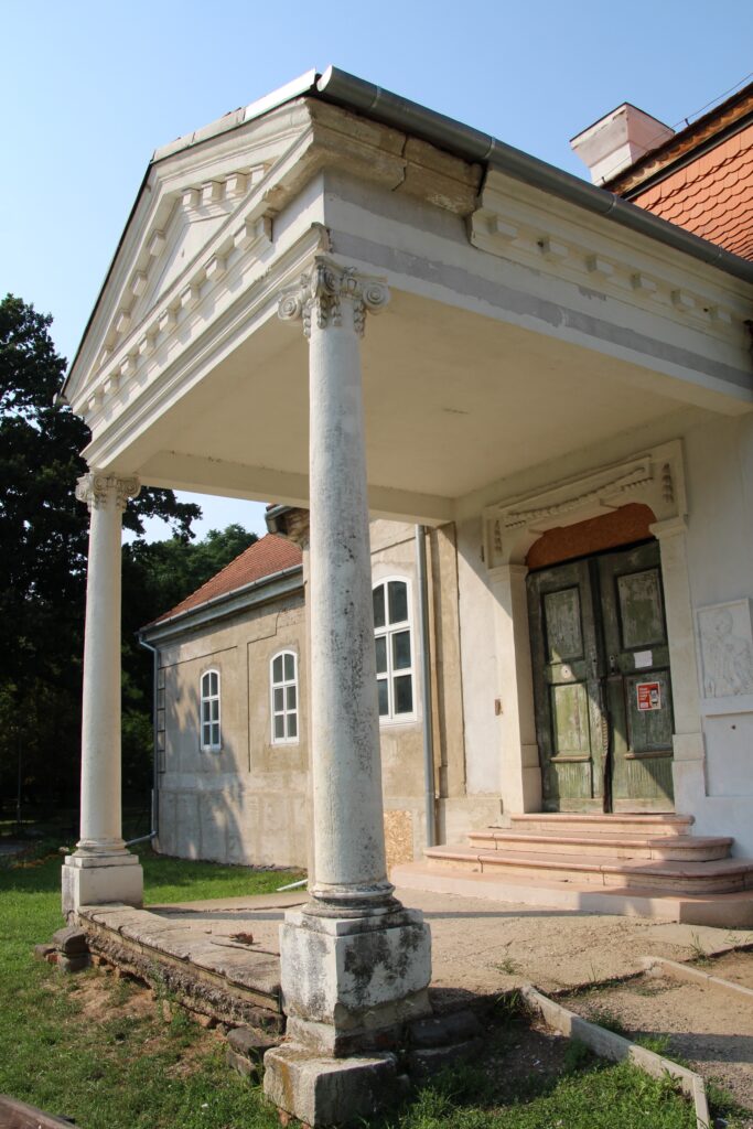 kastély - Zselíz (11)