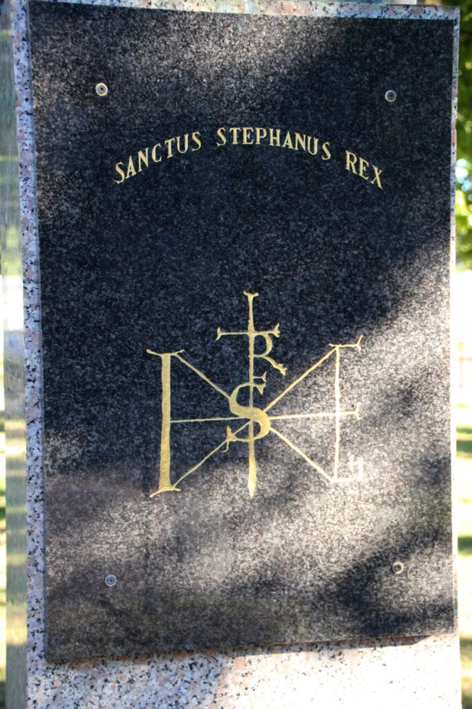 Szent István király szobra