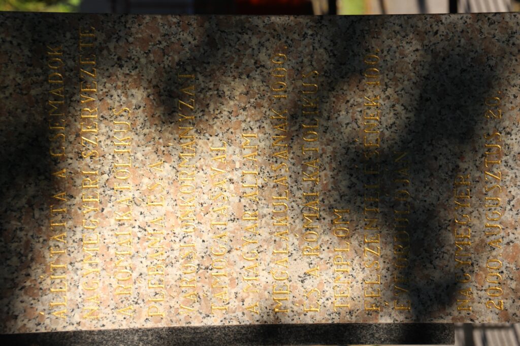 Szent István király szobra