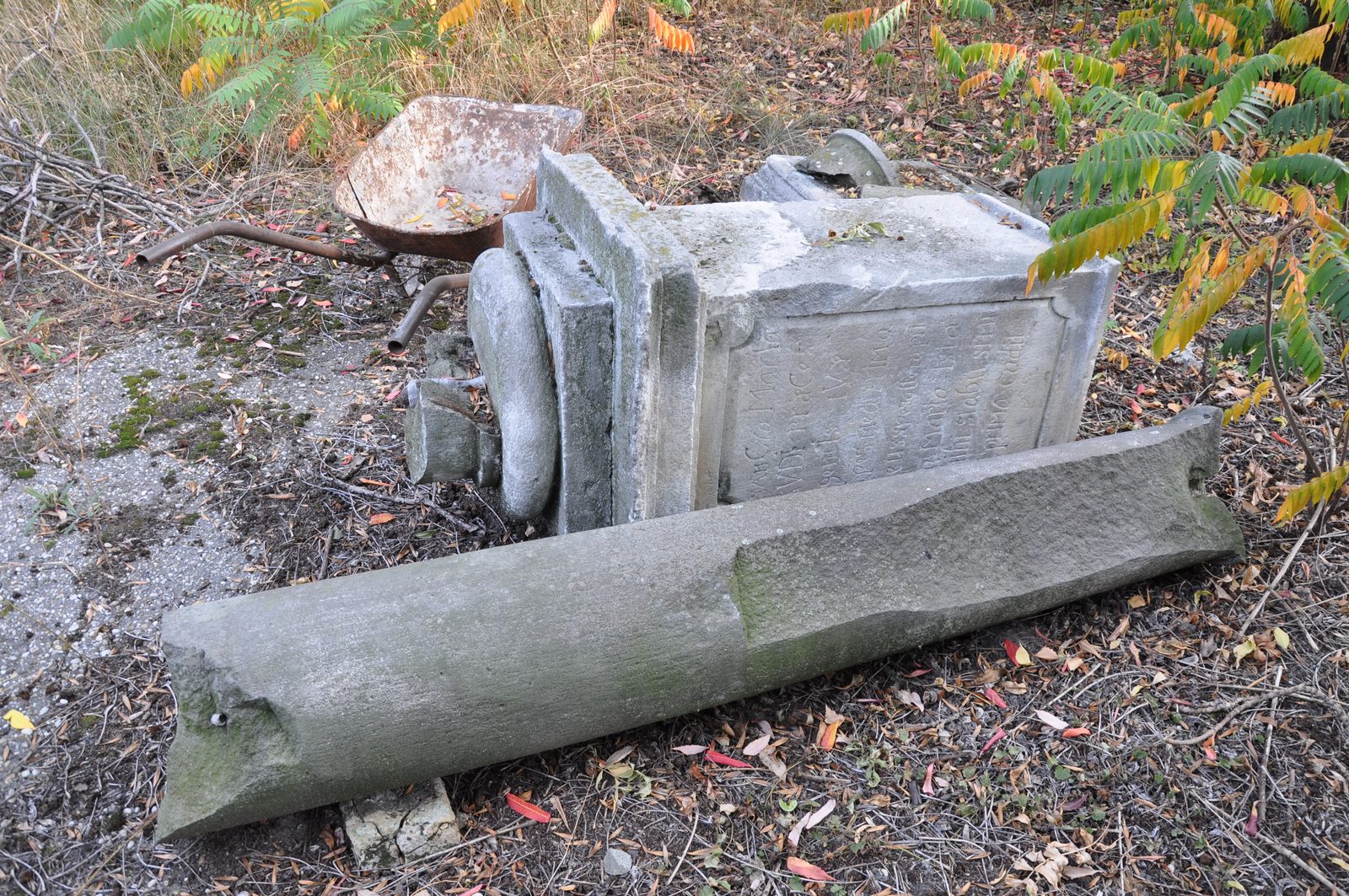 A gyermek Jézust tartó Mária
