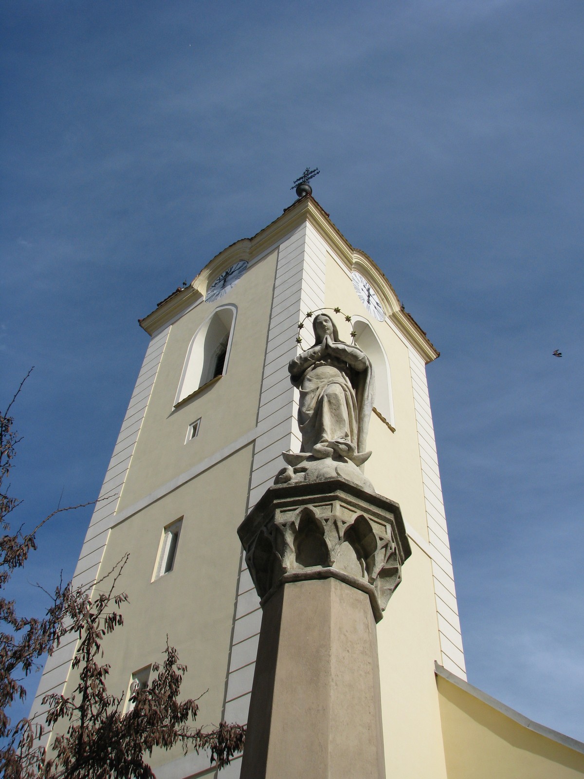 Immaculata – a Szeplőtelen Szűz szobra