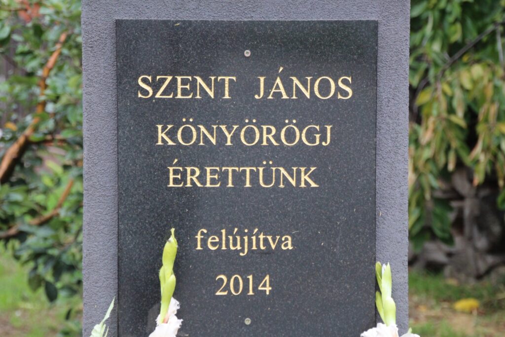 Csiliznyáradi Szent János szobor