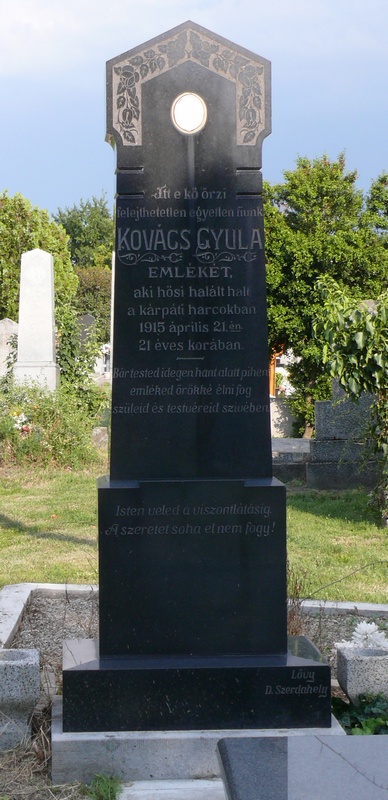 Első világháborús sírok a temetőben