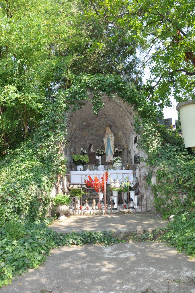 Lourdes-i barlang