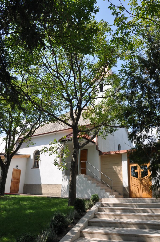 A kisudvarnoki Szentháromság-templom