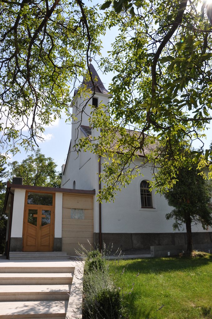 A kisudvarnoki Szentháromság-templom