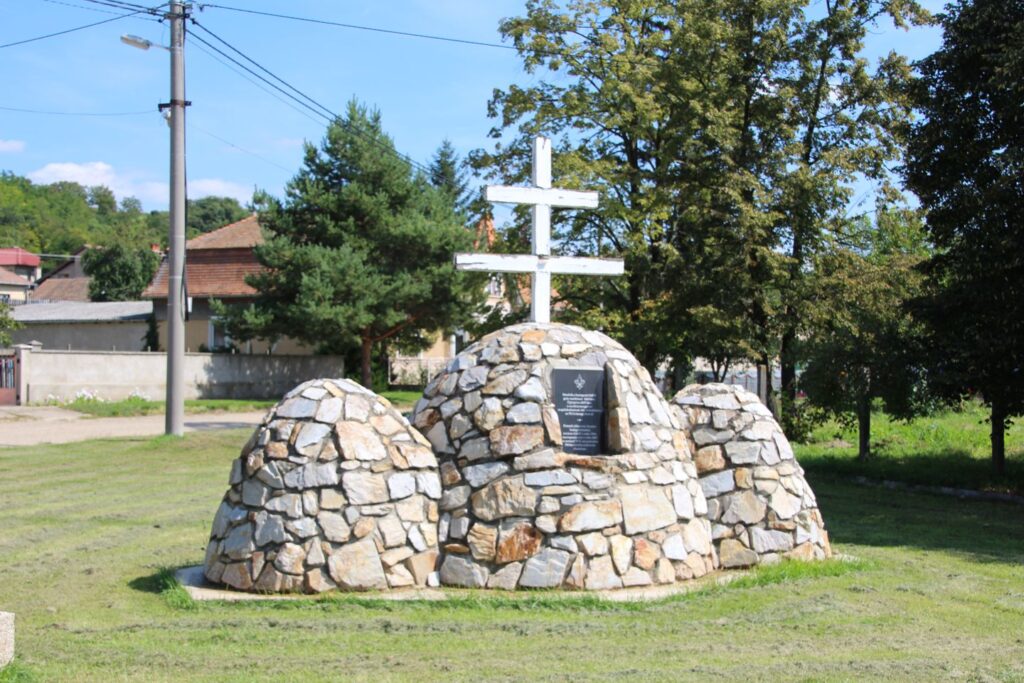 A kisgyarmati cserkész emlékmű