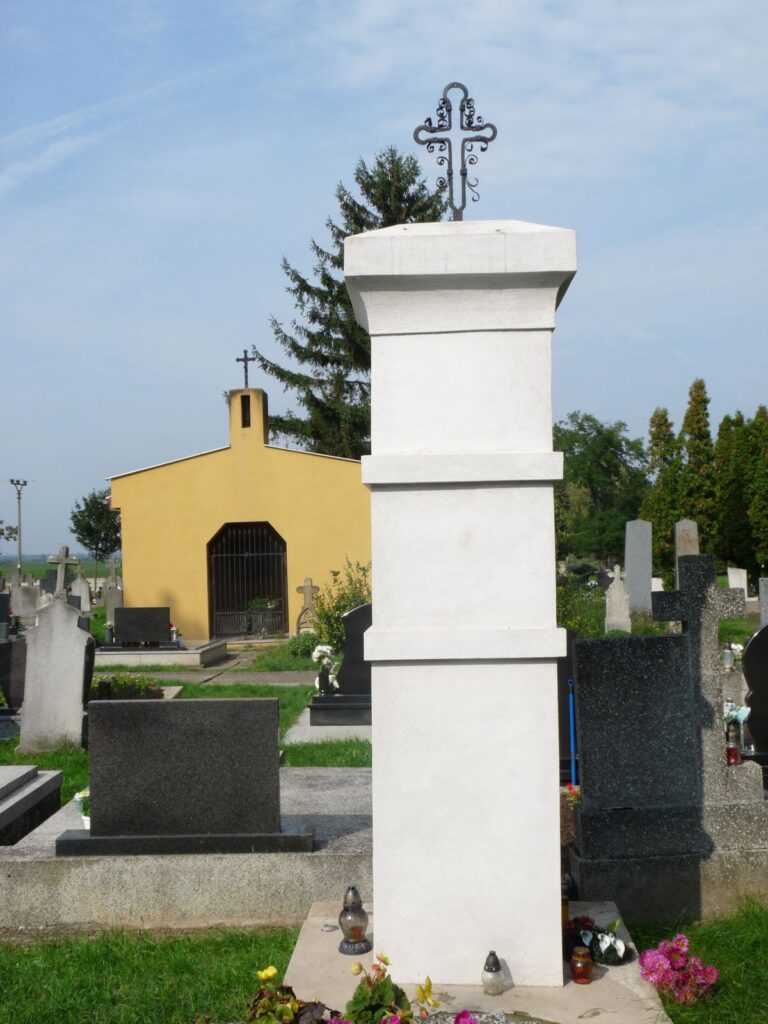 Rétei temetői nagykereszt