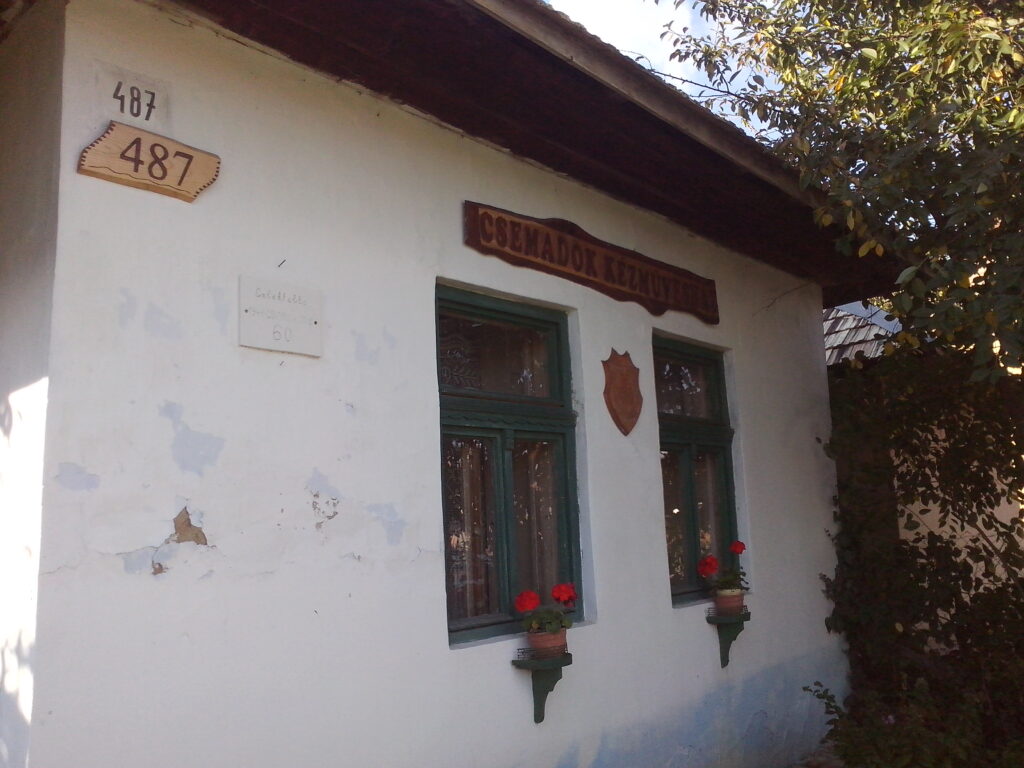 Kézművesház- Bény