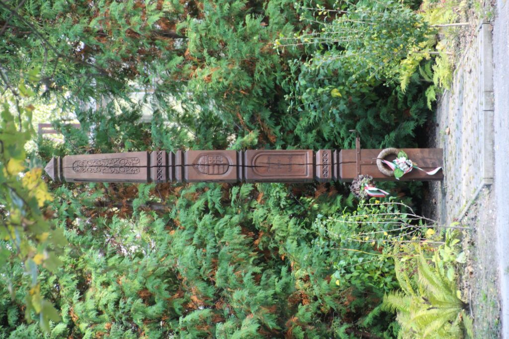 1848 hőseinek kopjafája