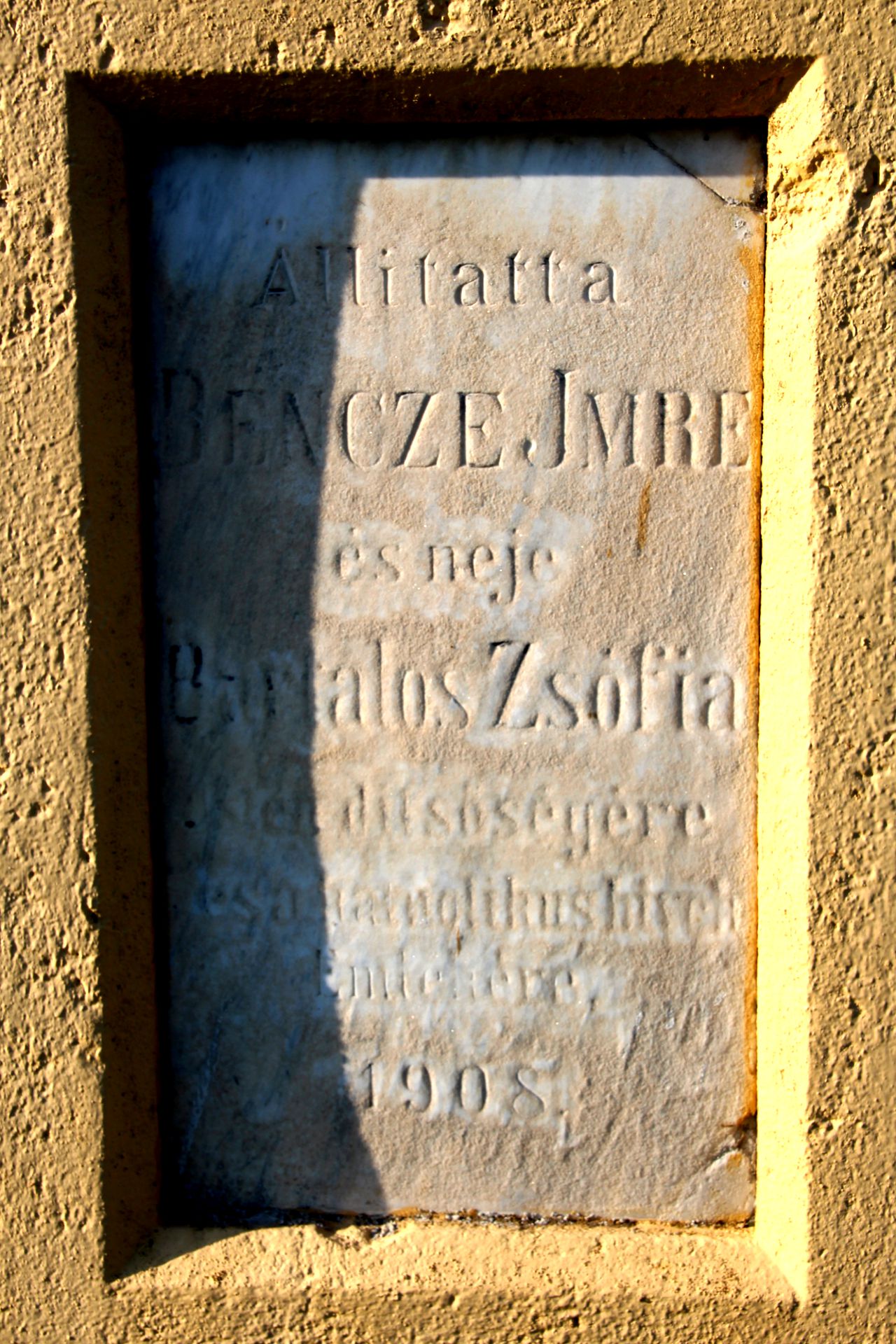 Nagymad temetői nagykeresztje