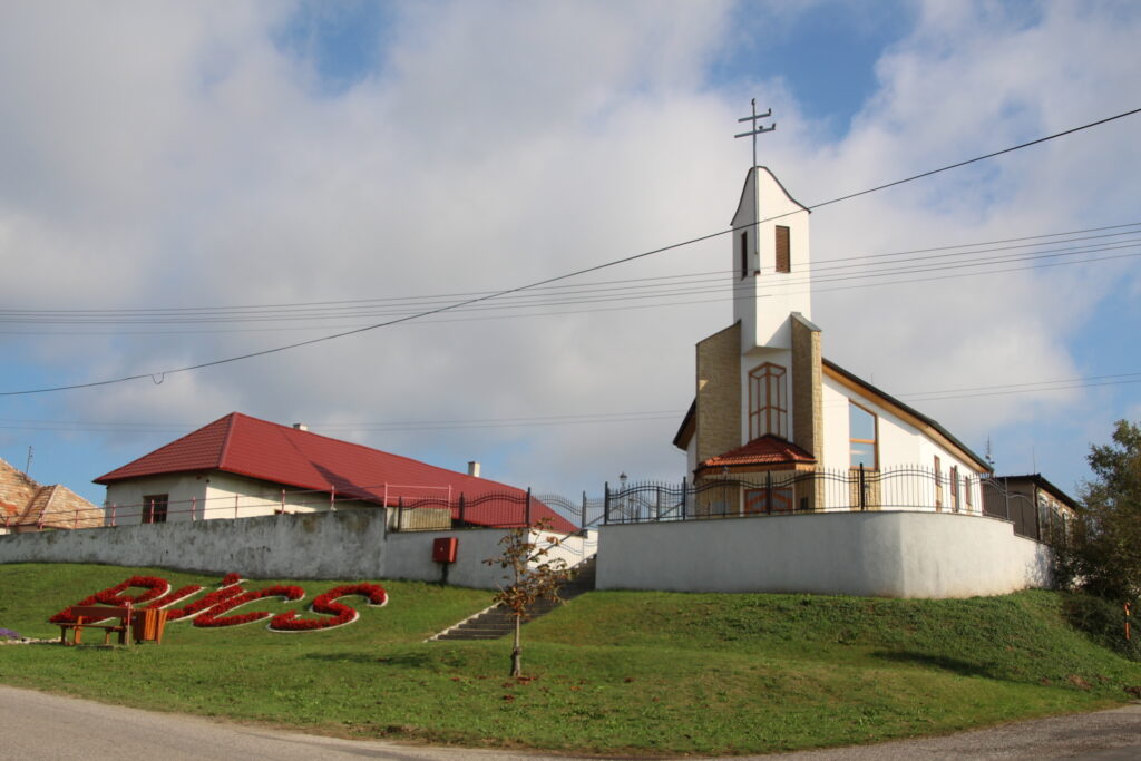 Szent Pio Atya katolikus templom