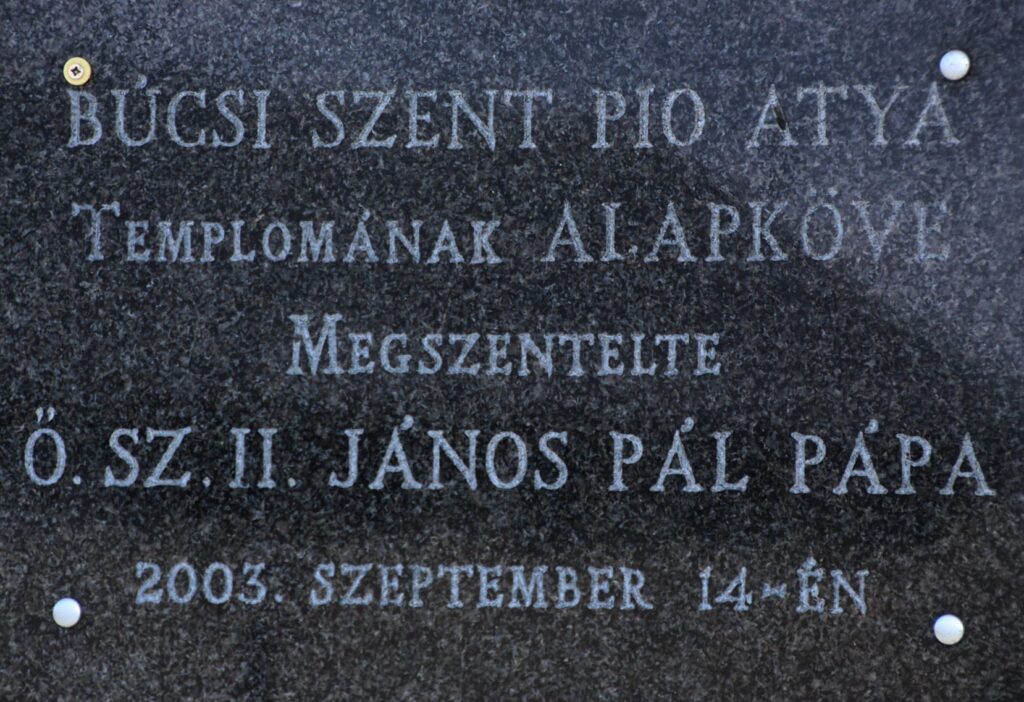 Szent Pio Atya katolikus templom