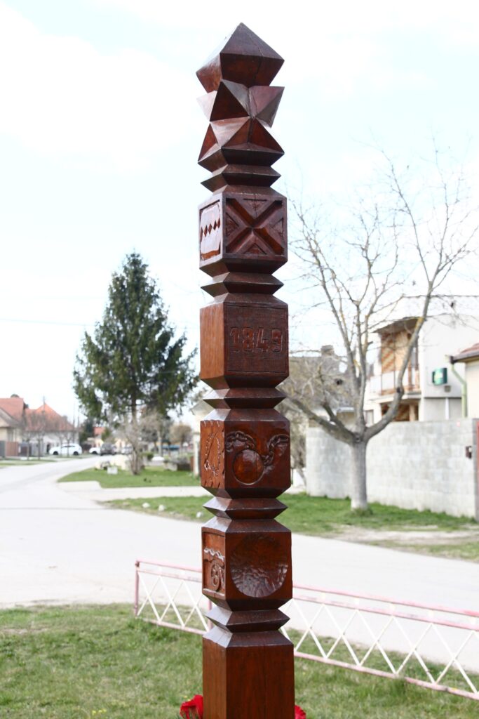 1848 hőseinek kopjafája