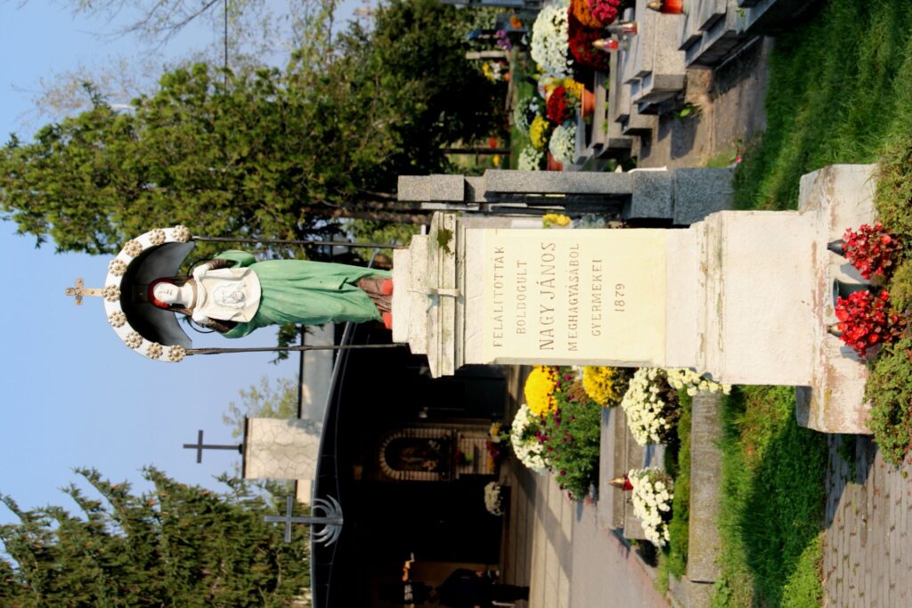 Temetői nagykereszt Nagy János meghagyásából