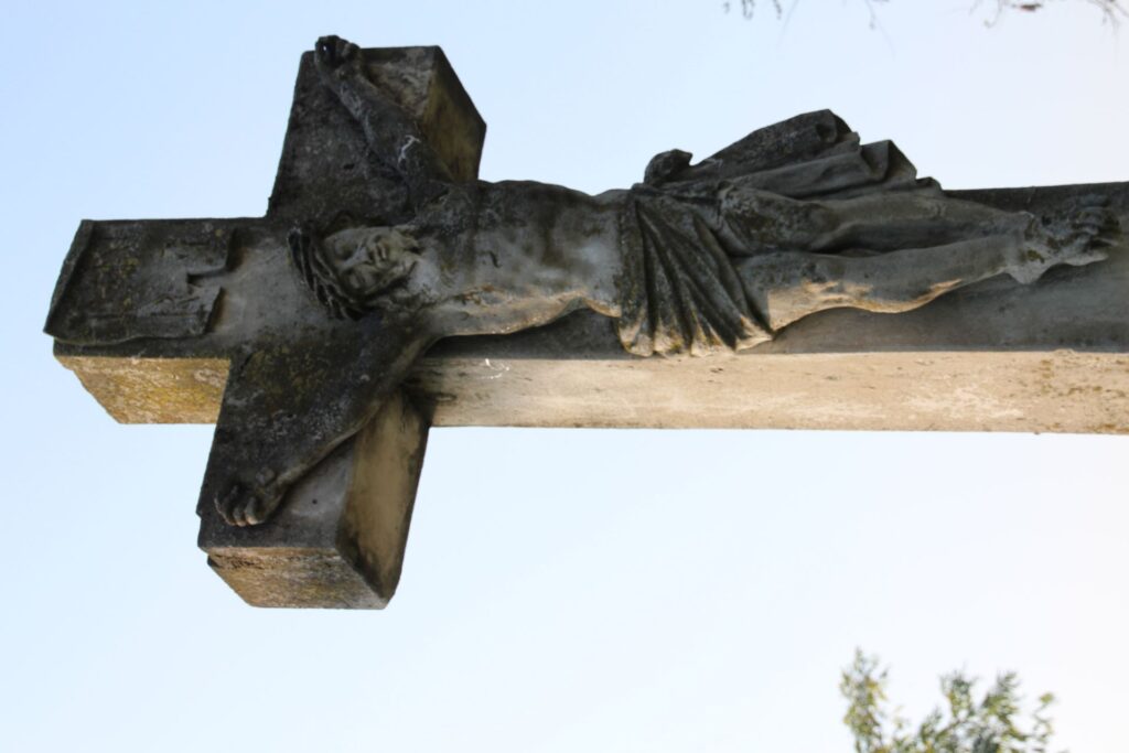 Temetői nagykereszt