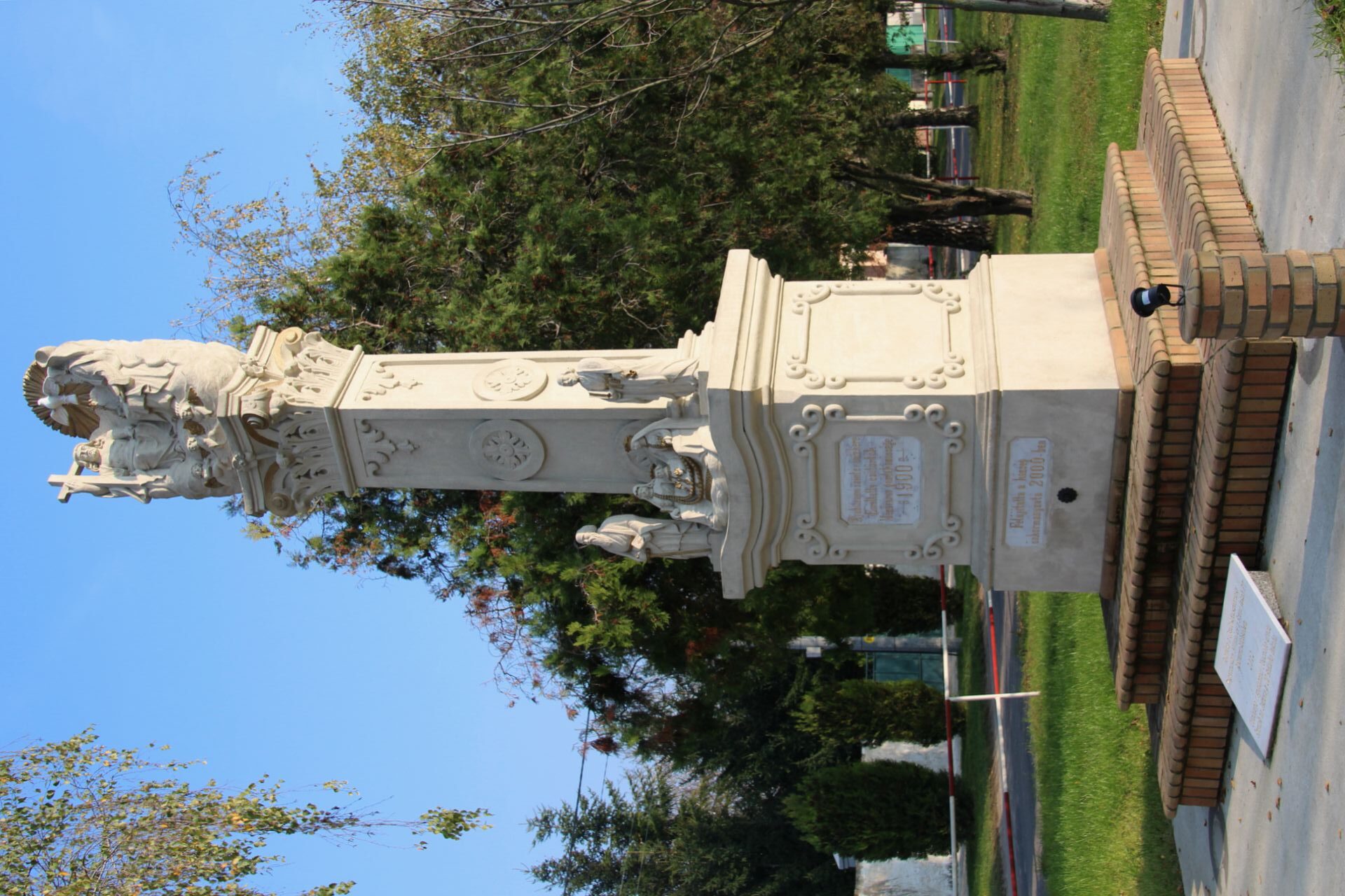 Szentháromság szobor