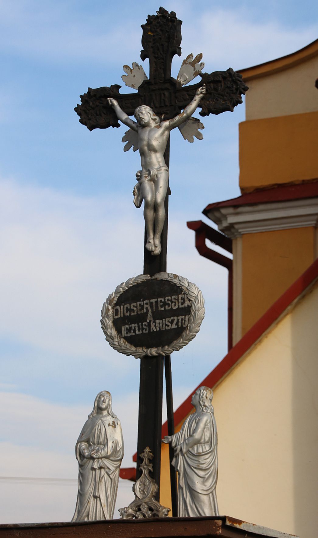 Templomkerti kereszt