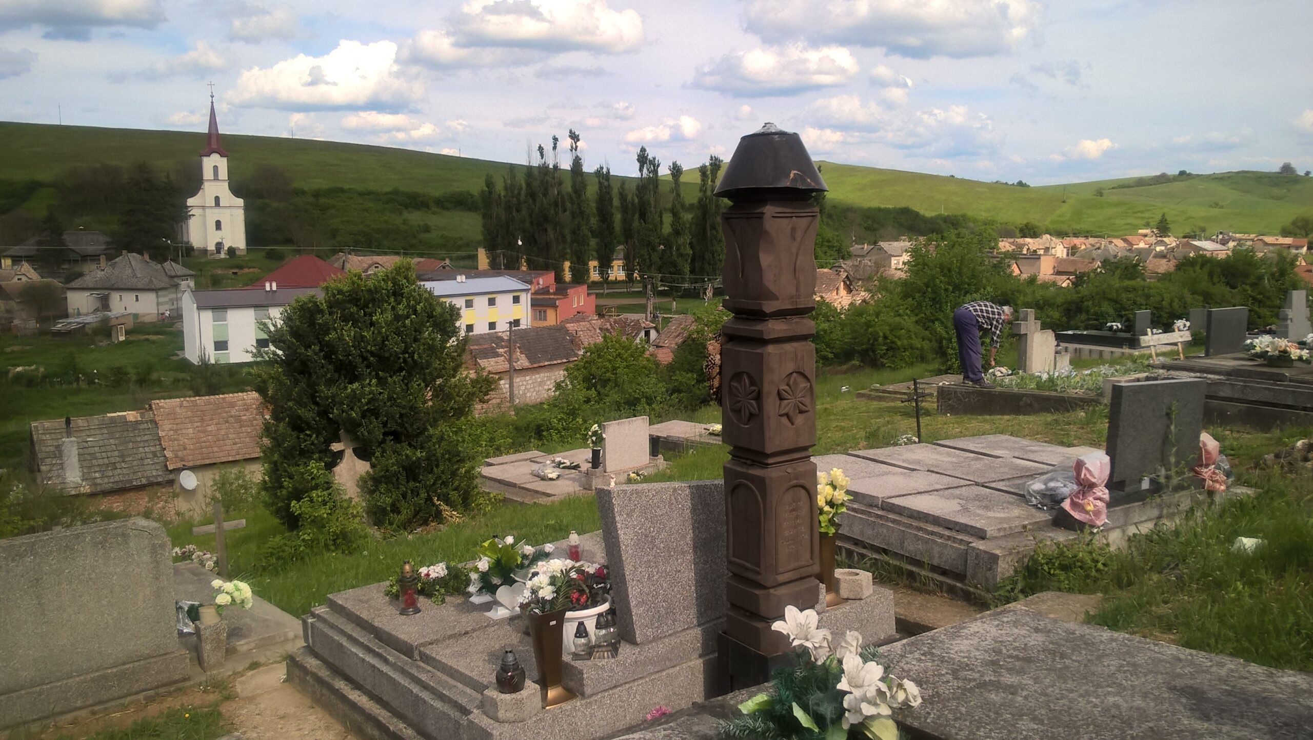 Agócs Béla tanító sírja